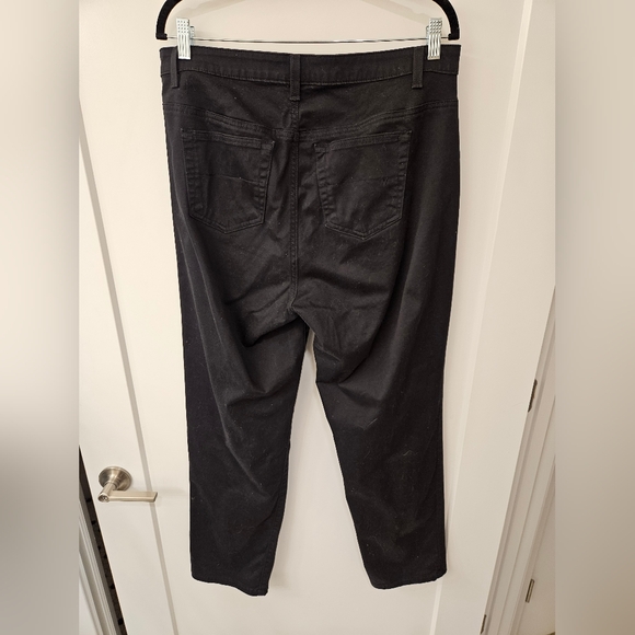 NWOT - Venezia Black Stretch Jeans - Size 16 Average - Picture 3 of 11